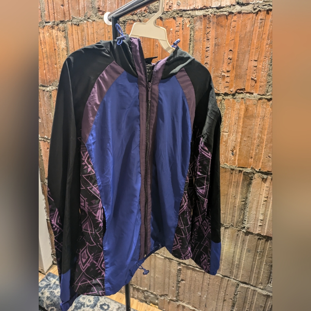 Her Universe Marvel Black Panther Windbreaker
